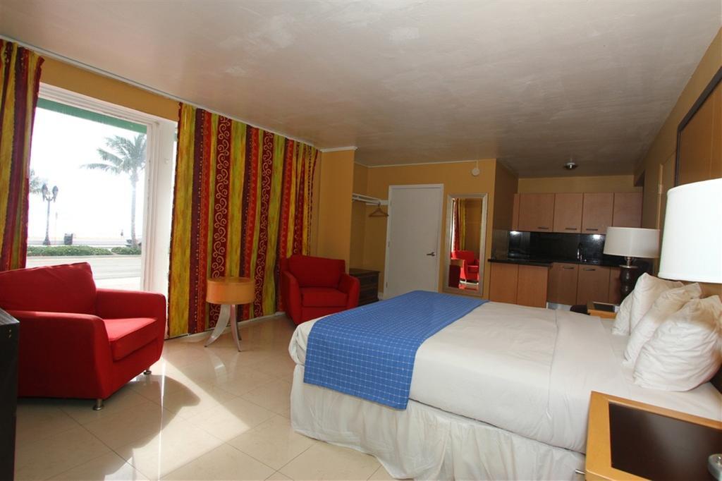 Tropic Cay Beach Hotel 포트 로더데일 객실 사진