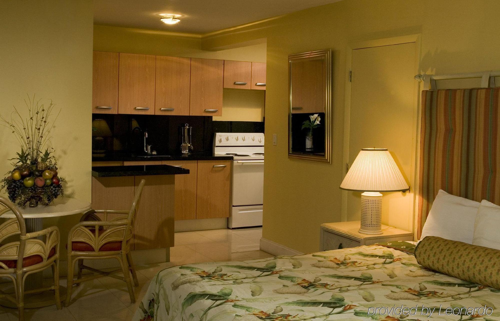 Tropic Cay Beach Hotel 포트 로더데일 객실 사진
